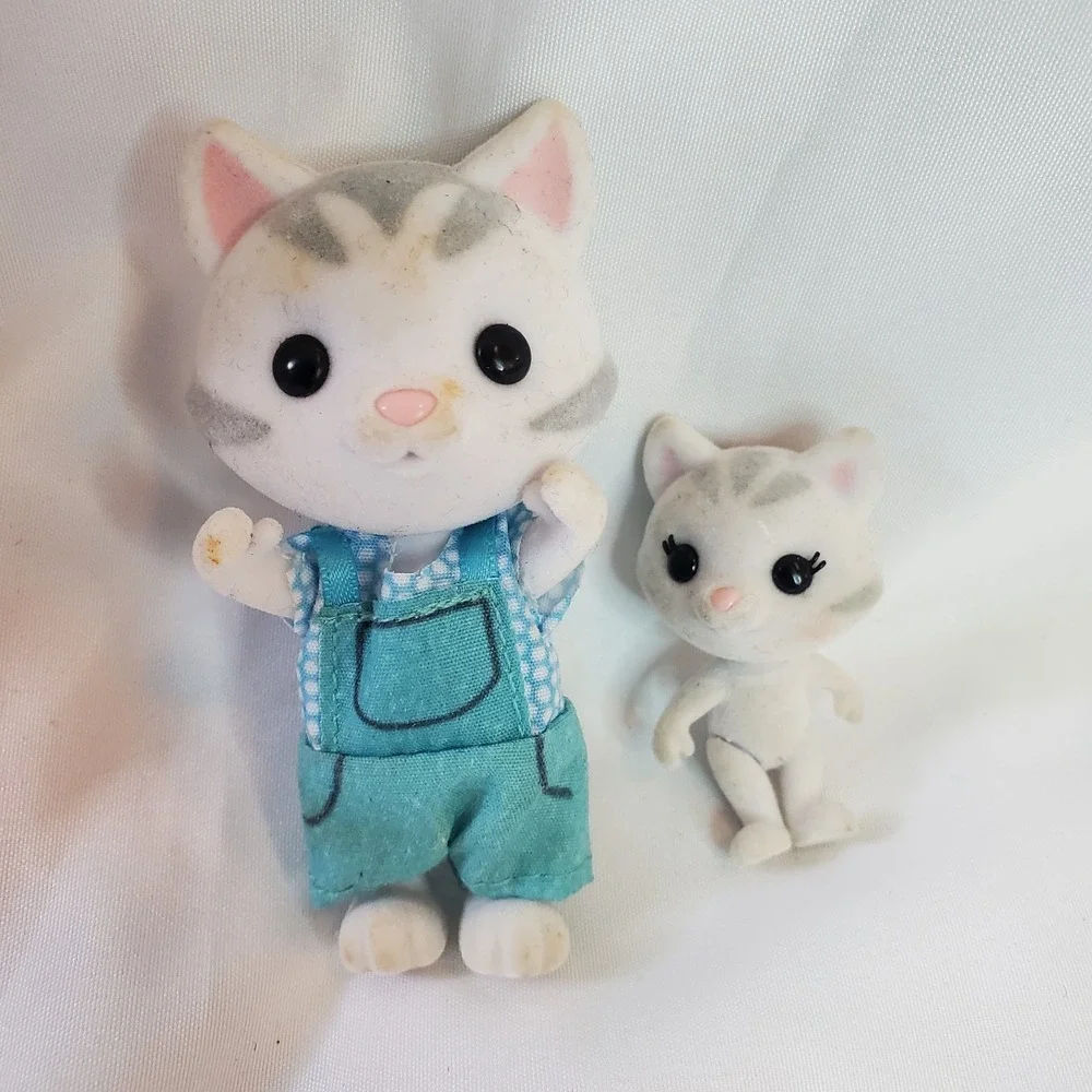Honey‎ Bee Acres Critter Family The Purringtons Cats Lot Of 2